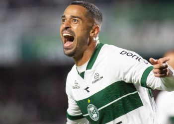 Coritiba pode garantir o acesso e o título no Couto Pereira