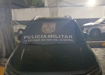 Carro roubado no Rio é recuperado em Campos