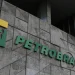 Petrobras pagará dividendos a acionistas em duas parcelas