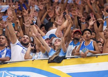 “Só a derrota interessa”: Torcedores do Paysandu fazem campanha por vitória do Coritiba