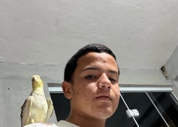 Adolescente morre e duas pessoas ficam feridas em ataque a tiros em Campos