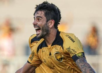 Ex-Coritiba, Henrique Almeida é anunciado como reforço de clube da Serie D