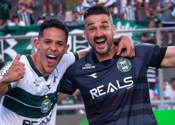 Mais um! Coritiba renova com campeão da Série B para 2026