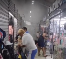 Vazamento durante vistoria causa prejuízos e paralisação no Shopping Popular Michel Haddad, em Campos