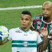 Revelado pelo Coritiba, Kaio César chega ao Brasil para fechar com gigante da Série A