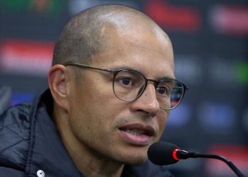 Alex é demitido do Operário após vexame e lanterna no Paranaense