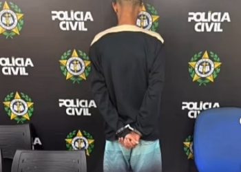 Homem é preso por roubo e extorsão contra motorista de aplicativo em Campos