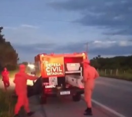 Parte do corpo de vítima é encontrada durante protesto de familiares na BR-356, em São João da Barra