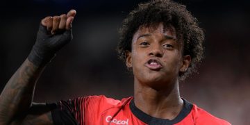 Athletico assina novo acordo e aumenta multa de Bruninho