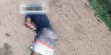 Homem é encontrado morto com marcas de tiros em estrada de Campos