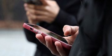 Apostas em bets avançam entre jovens e ampliam risco de dependência