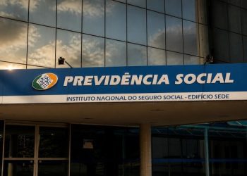 ERJ PODE ENFRENTAR APOSENTADORIAS EM MASSA E AMEAÇA DE ENCOLHIMENTO DO SERVIÇO PÚBLICO ESTADUAL.