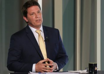 PF FAZ BUSCAS CONTRA MÁRIO FRIAS EM INVESTIGAÇÃO SOBRE FILME DE BOLSONARO