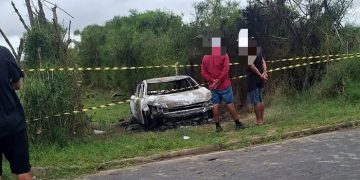 Corpo carbonizado encontrado dentro de carro em SJB pode ser de homem que matou vítima após esbarrão em bar de Farol