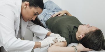 Saúde de São Francisco atende 45 mulheres com implante contraceptivo gratuito em um mês