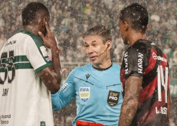 Coritiba x Athletico bate recorde negativo no Brasileirão 2026
