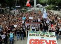 Professores de escolas particulares do Rio fazem greve de 24 horas