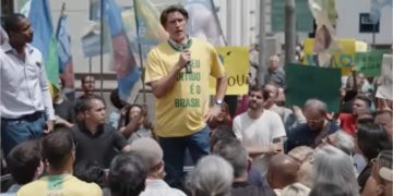 PF faz operação para investigar suposto desvio de emendas para filme que homenageia Jair Bolsonaro