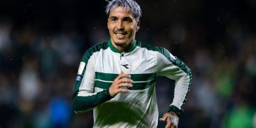 Pelo Coritiba, Josué se aproxima de bater recorde histórico no Brasileirão