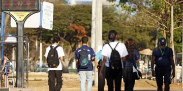 Brasileiros se sentem mais saudáveis do que são, diz pesquisa