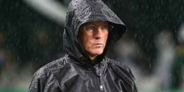 “Ninguém é mais macho que ninguém”: Odair detona postura do Coritiba no Atletiba