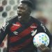 Viveros, do Athletico, entra na lista dos 10 jogadores mais valiosos do Brasileirão