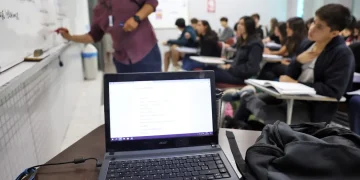 Docentes usam inteligência artificial para inovar e engajar alunos