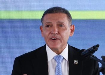 Presidente do TSE afirma que a decisão de prorrogar a votação exigiu medidas extraordinárias