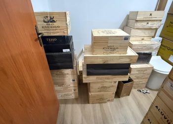 Operação da PF investiga comércio irregular de vinhos argentinos e tem Campos entre os alvos