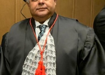 Desembargador suspeito de favorecer empresas por meio de decisões judiciais no Rio é alvo de operação da PF