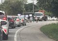 Moradores de Martins Lage realizam manifestação na BR-356 nesta manhã