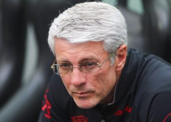 “Aparece pouco e se dedica demais”: Como Mendoza foi de questionado a indispensável no Athletico