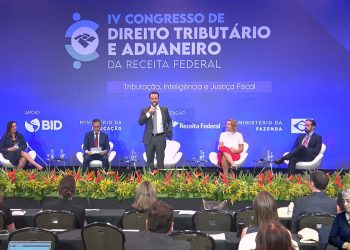 Durigan defende Receita como plataforma de inteligência do Estado