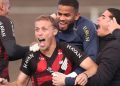 Promessa do Athletico celebra sequência especial após estreia no profissional
