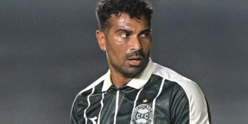 Campeão da Libertadores, veterano do Coritiba reencontra Fluminense pela primeira vez