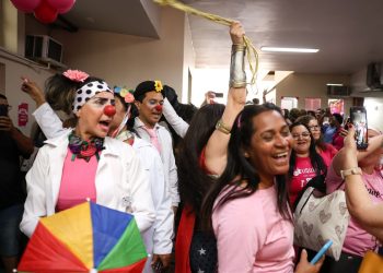 Outubro Rosa: tratamento termina, mas medo do câncer pode permanecer